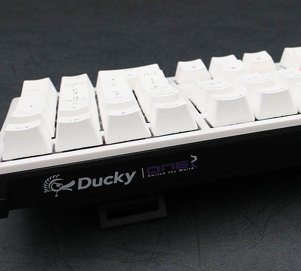 Ban Phim Co Ducky One 2 White Led 8